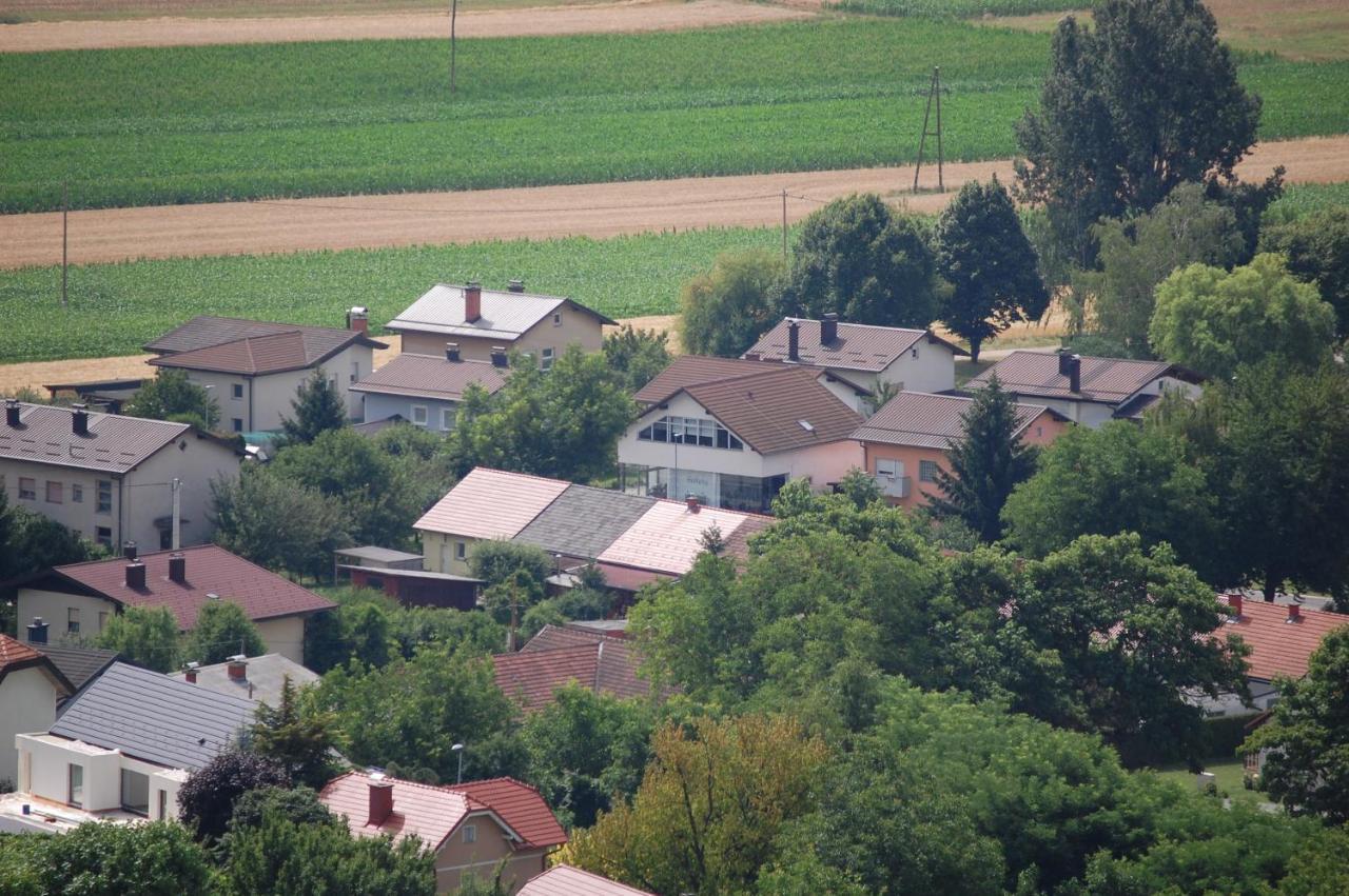Fado Apartments Lendava Eksteriør billede