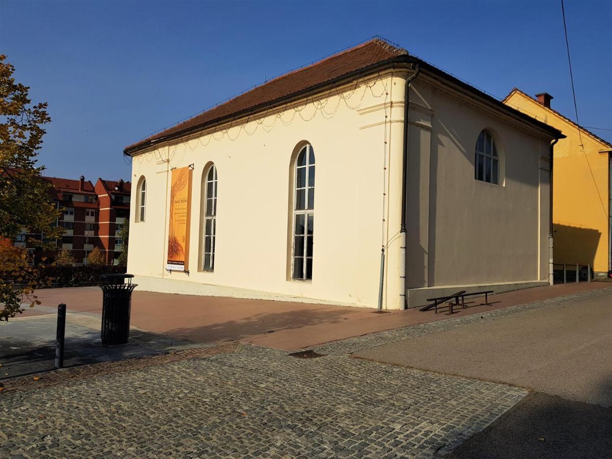 Fado Apartments Lendava Eksteriør billede